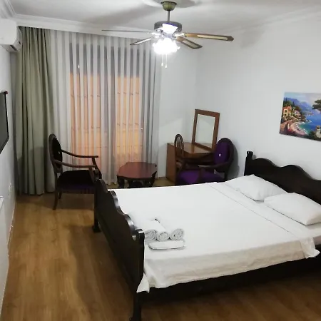 Homestay Selanikli Pansiyon Heybeliada