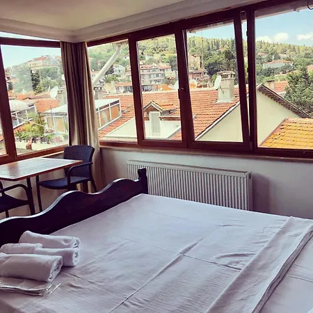 Selanikli Pansiyon Homestay Heybeliada