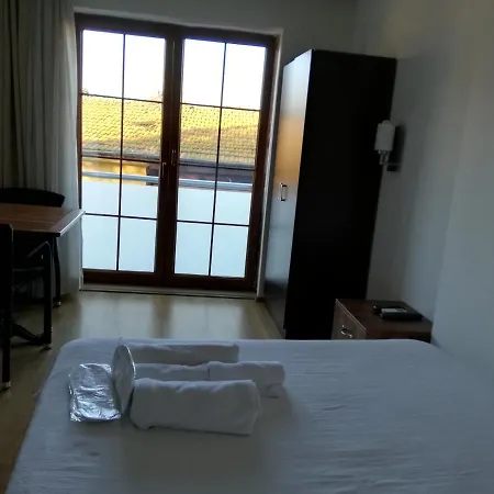 Homestay Selanikli Pansiyon Heybeliada